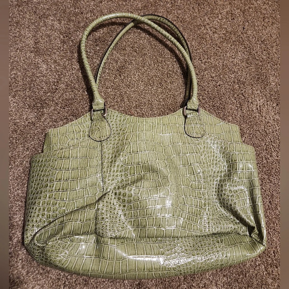 ๐3/$10 Green Faux Leather Pretty Shoulder Bag - Picture 8 of 9